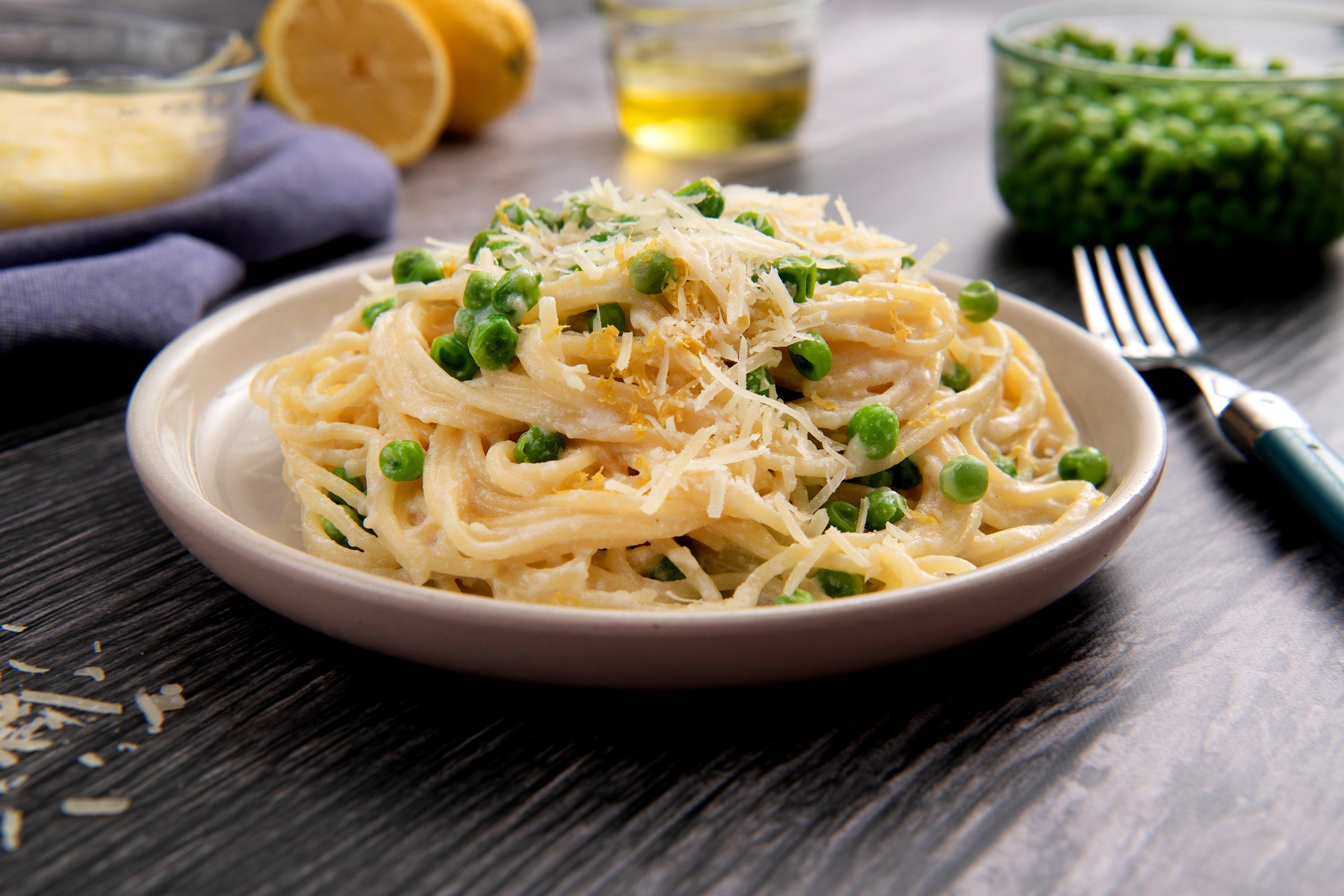 Creamy Lemon Parmesan Spaghetti with Peas Recipe